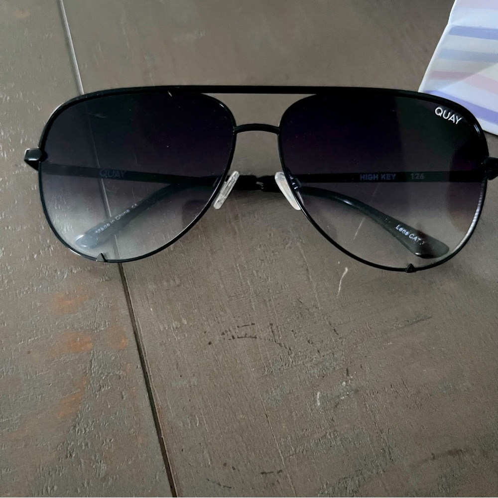 No scratches brand new sunglasses